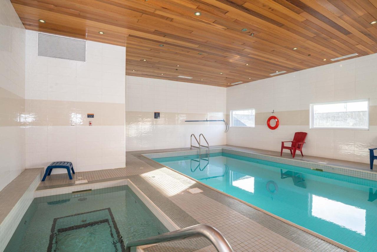 Sandman Hotel Red Deer Dış mekan fotoğraf