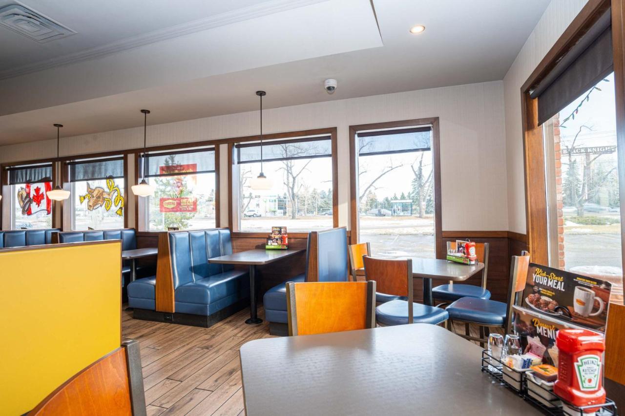 Sandman Hotel Red Deer Dış mekan fotoğraf