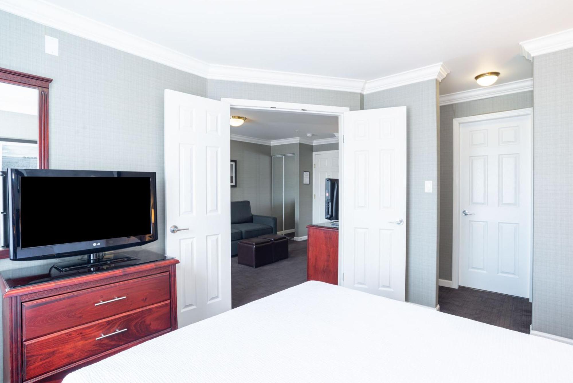 Sandman Hotel Red Deer Dış mekan fotoğraf