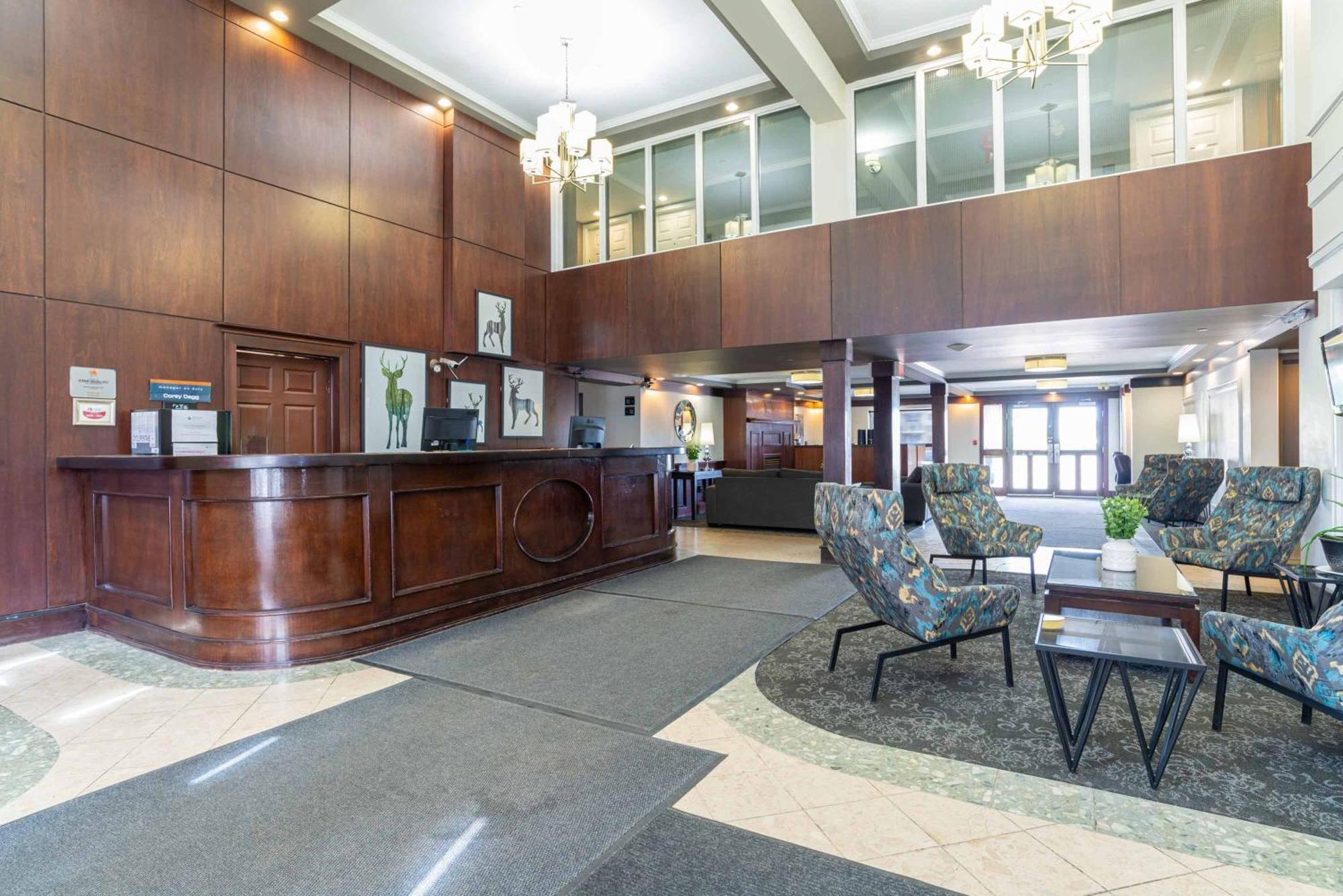 Sandman Hotel Red Deer Dış mekan fotoğraf