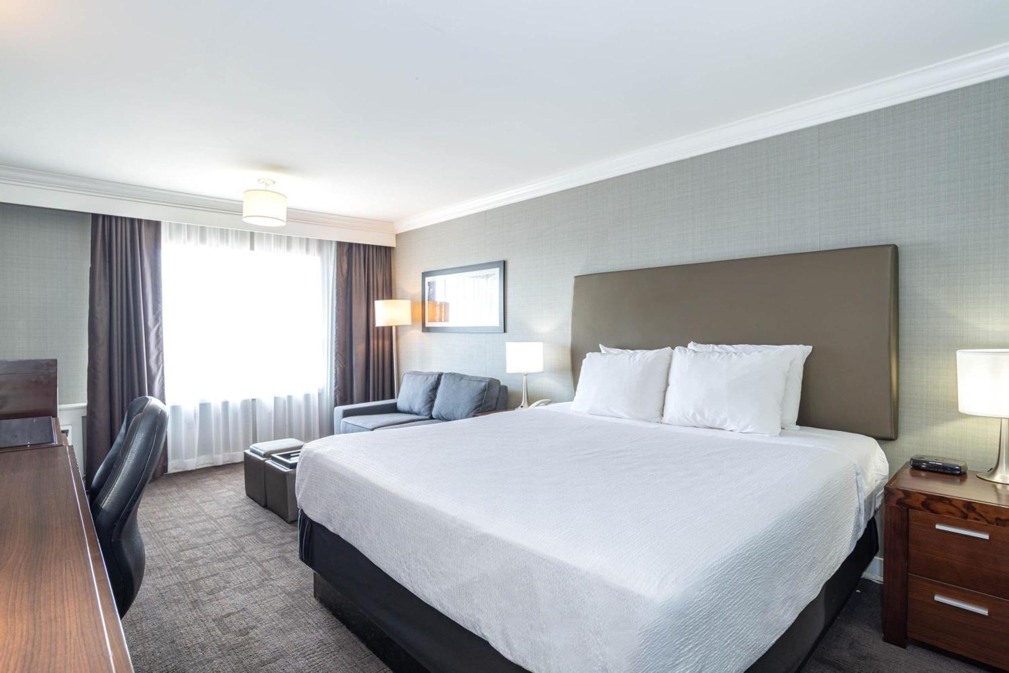 Sandman Hotel Red Deer Dış mekan fotoğraf