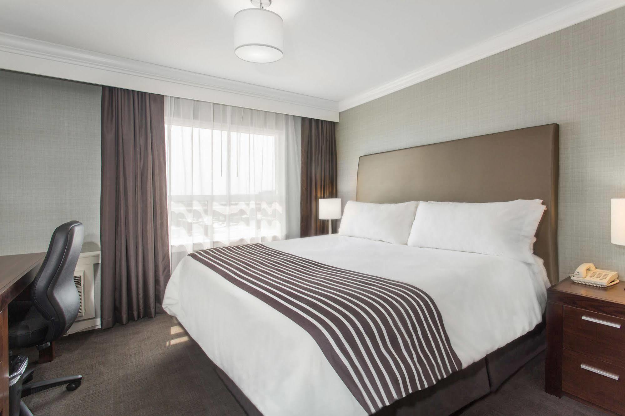 Sandman Hotel Red Deer Dış mekan fotoğraf